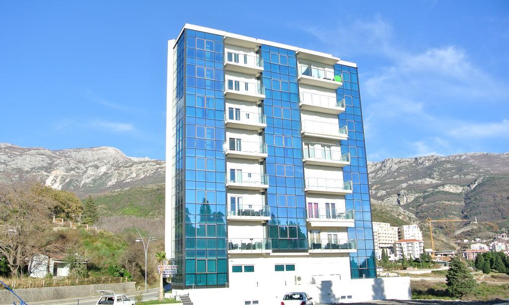 بودفا Apartments Crystall المظهر الخارجي الصورة