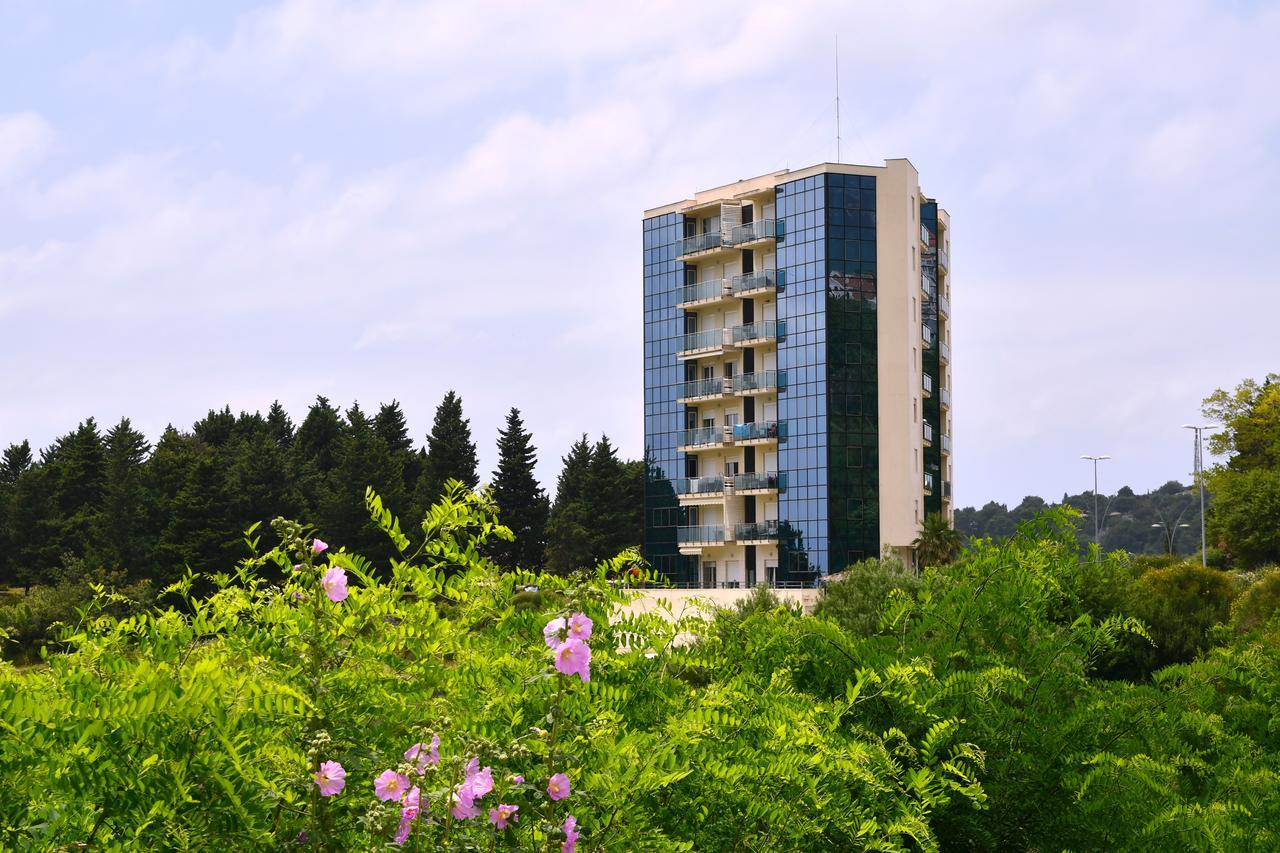 بودفا Apartments Crystall المظهر الخارجي الصورة