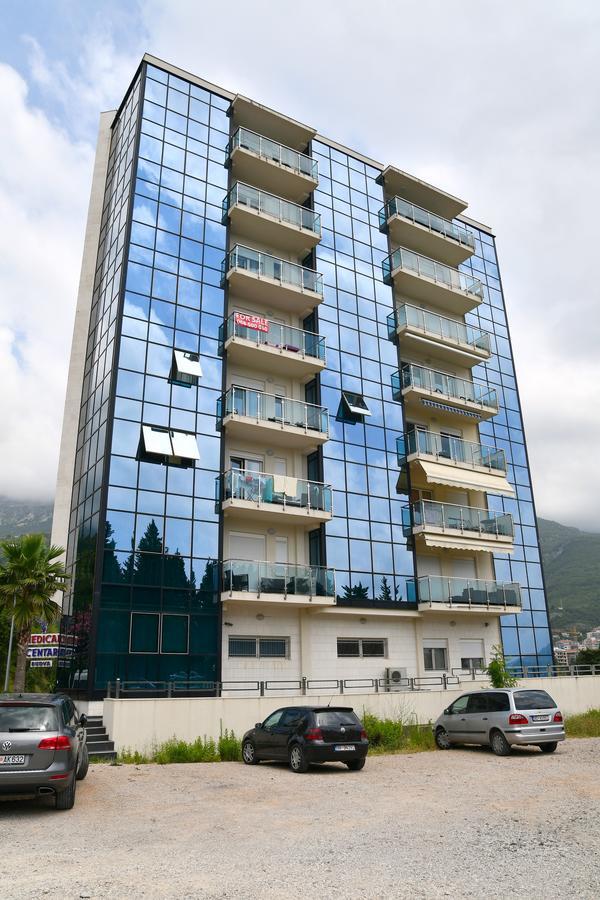 بودفا Apartments Crystall المظهر الخارجي الصورة