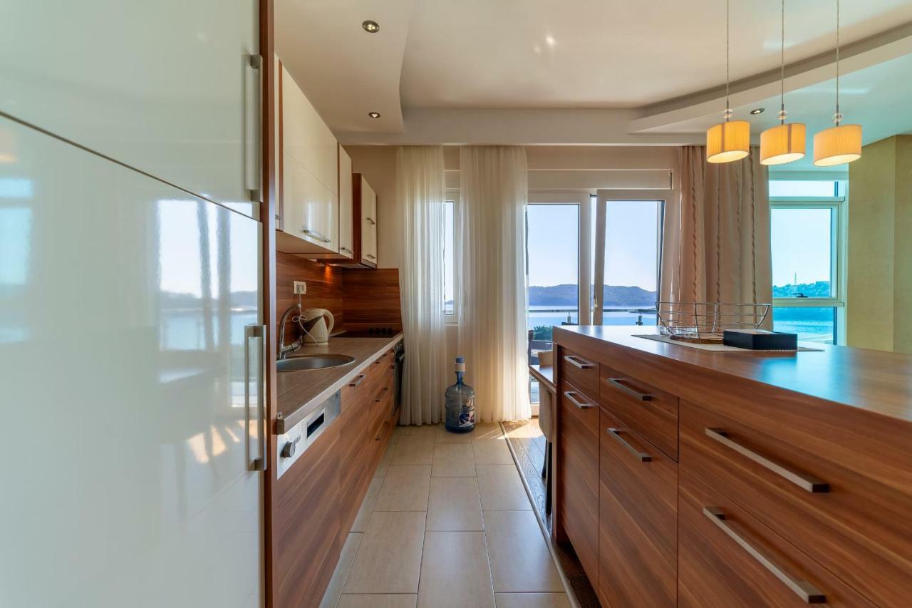 بودفا Apartments Crystall المظهر الخارجي الصورة