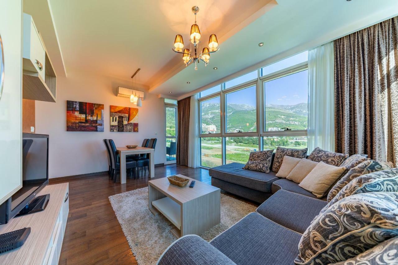 بودفا Apartments Crystall المظهر الخارجي الصورة