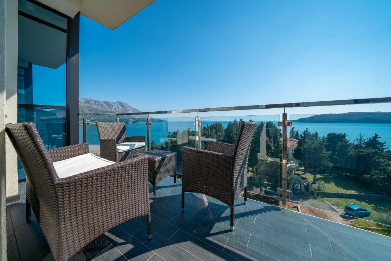 بودفا Apartments Crystall المظهر الخارجي الصورة