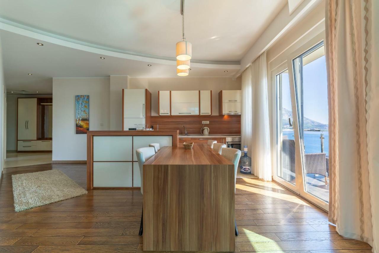 بودفا Apartments Crystall المظهر الخارجي الصورة