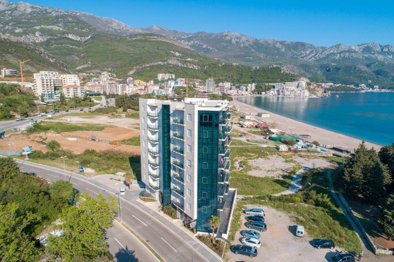 بودفا Apartments Crystall المظهر الخارجي الصورة